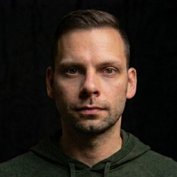 Robert Dominguez